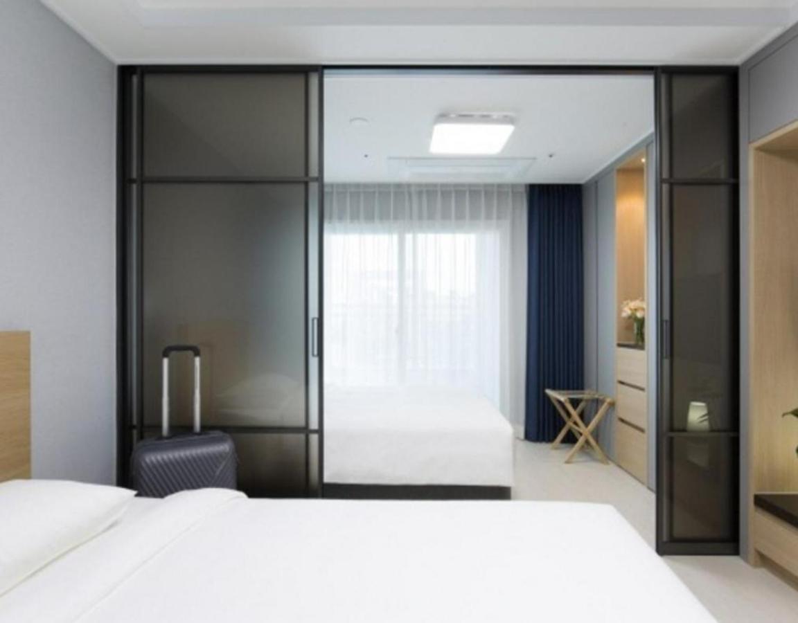 Yeosu Hotel First City Zewnętrze zdjęcie