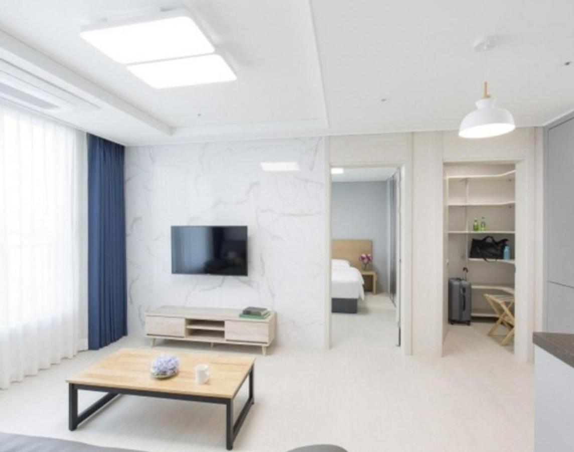 Yeosu Hotel First City Zewnętrze zdjęcie