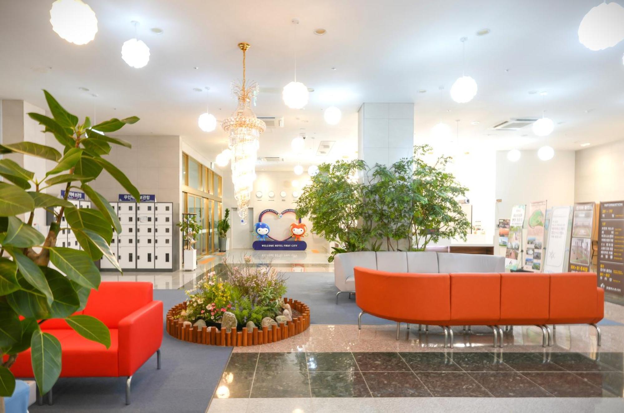 Yeosu Hotel First City Zewnętrze zdjęcie