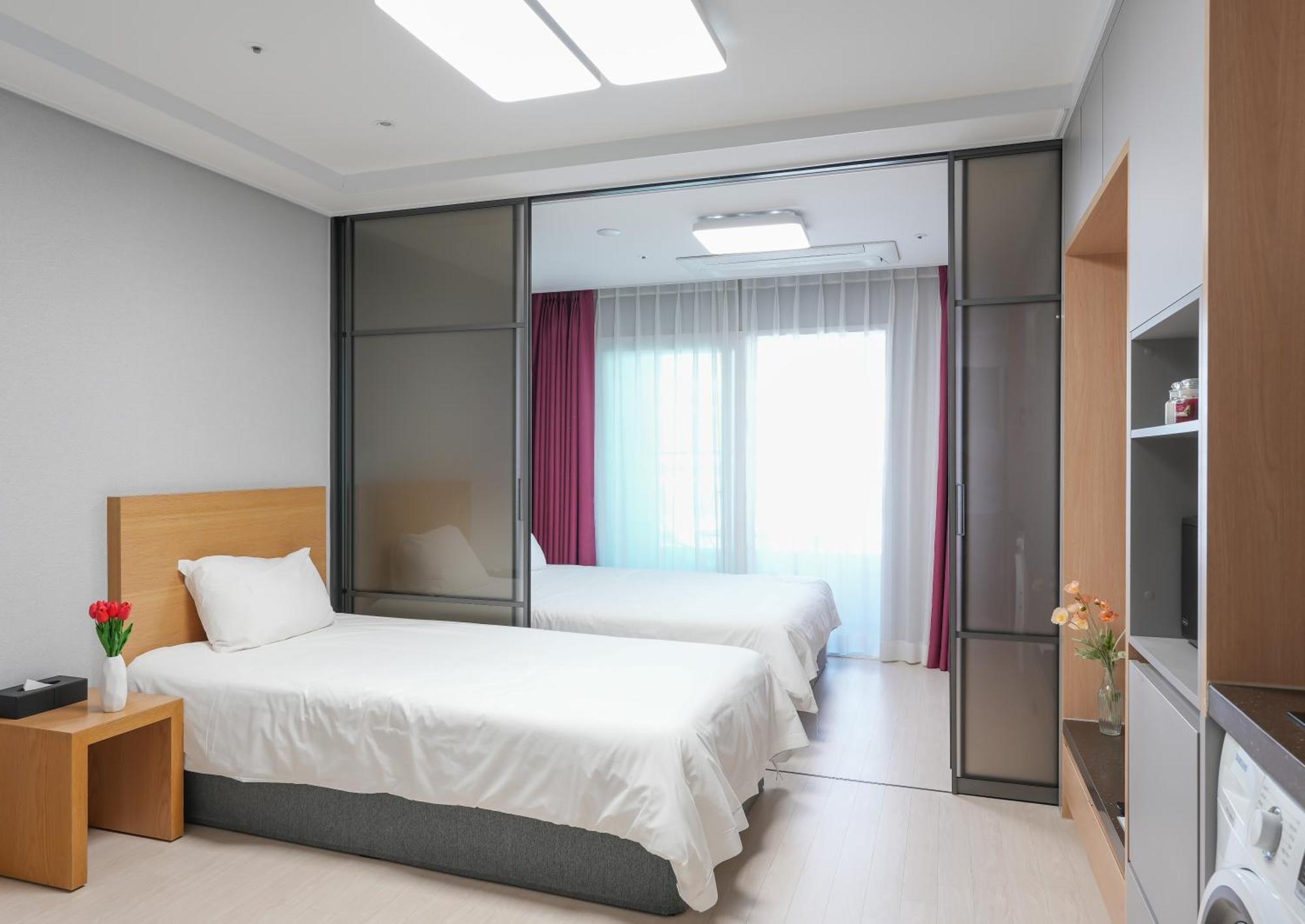 Yeosu Hotel First City Zewnętrze zdjęcie