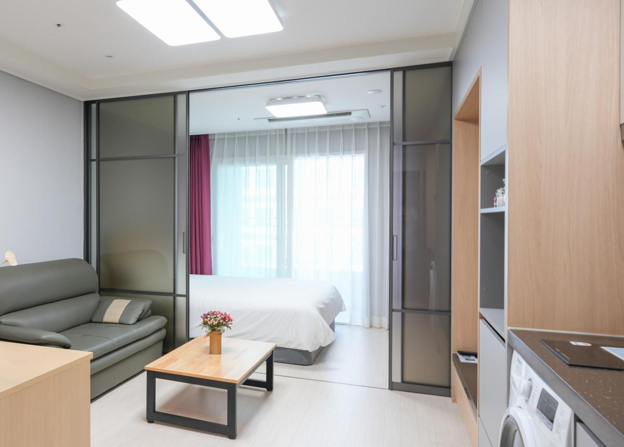 Yeosu Hotel First City Zewnętrze zdjęcie